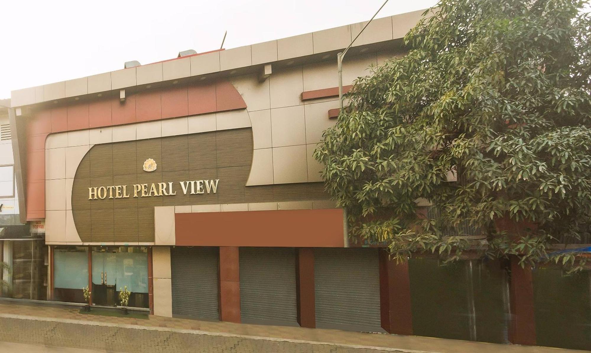 Capital O Hotel Pearl Near Us Embassy ムンバイ エクステリア 写真
